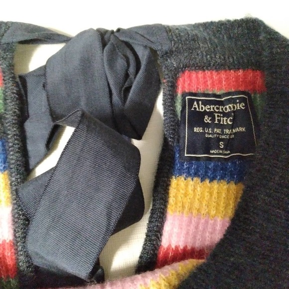 Abercrombie and Fitch Striped Metallic Tie Back Sweater Small - Picture 5 of 7